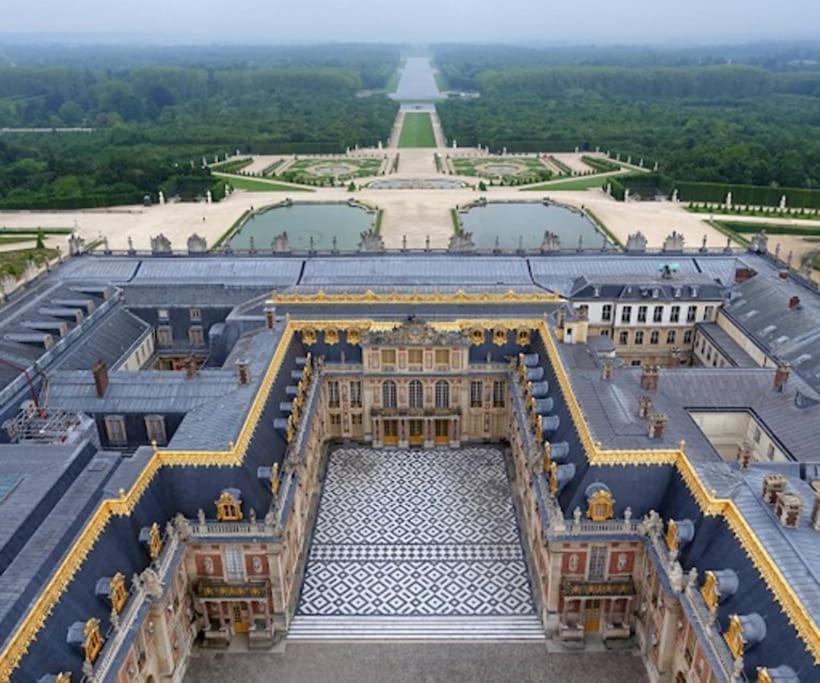 * Le Versaillais*2 min à pied du Château Versailles Camera foto